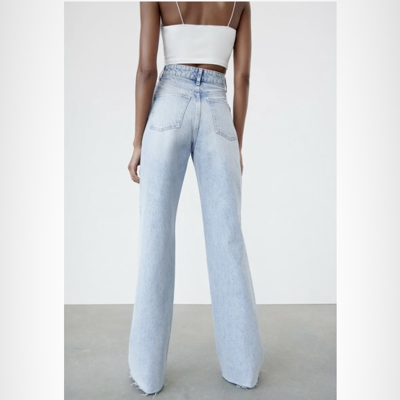ZARA - HiRise Wide Leg Jeans - Picture 4 of 12